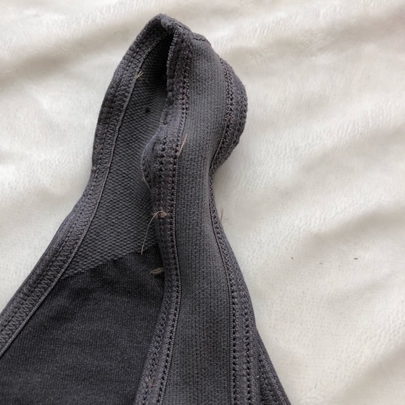 Basic Sports Bra - Picture 3 of 6